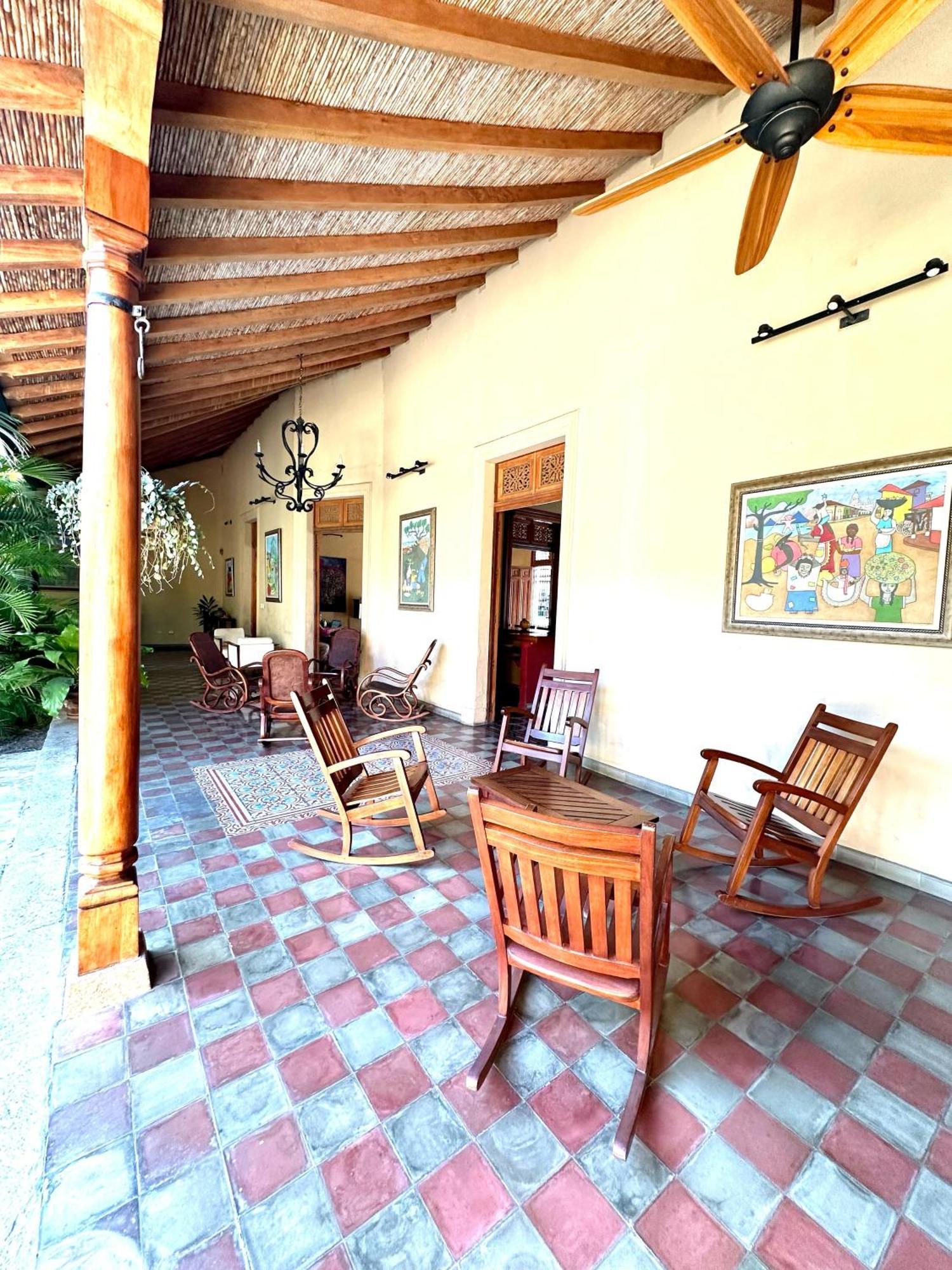 Hotel Colonial Victonella Granada Exterior photo